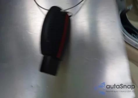 2019 Mercedes-Benz Glc 300 из США, поврежденный, VIN WDC0G4JB7KV142252